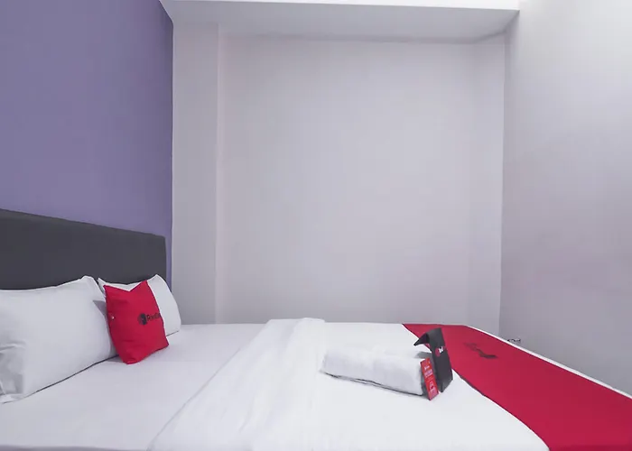 RedDoorz near ITC Mangga Dua Hotel Jakarta